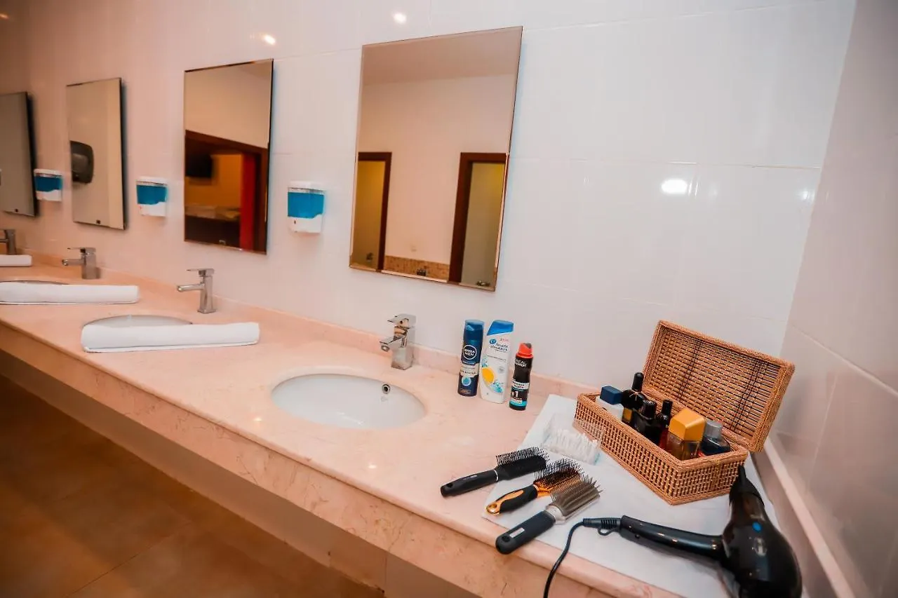 Caspian Business Hotel & Spa Baku 5*,